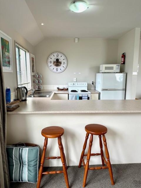 Les Troupes Apartments Akaroa Zewnętrze zdjęcie