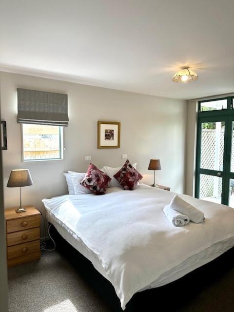 Les Troupes Apartments Akaroa Zewnętrze zdjęcie